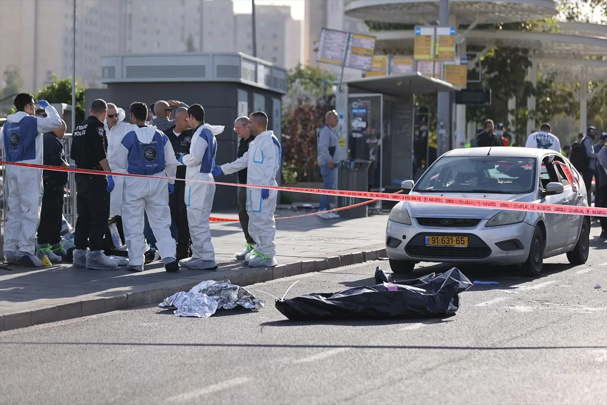 GÜNCELLEME – Batı Kudüs'te düzenlenen silahlı saldırıda 3 İsrailli öldü
