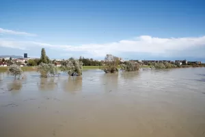 BİHAC/ZAGREB (AA) – Bosna Hersek ve Hırvatistan'da etkili olan kuvvetli