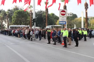 İZMİR (AA) – Türkiye Cumhuriyeti'nin kurucusu Büyük Önder Mustafa Kemal