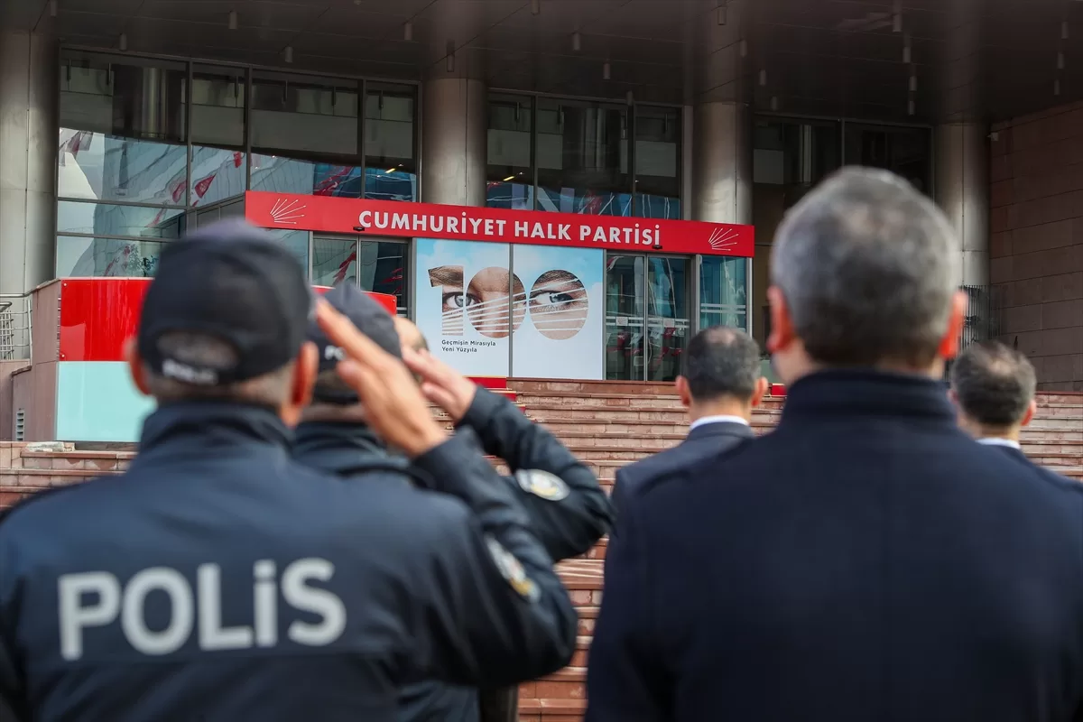 Büyük Önder Atatürk, vefatının 85. yılında CHP Genel Merkezi'nde anıldı
