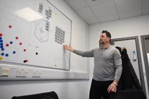 CARDİFF (AA) – HİLMİ SEVER – İngiltere Championship ekibi Cardiff