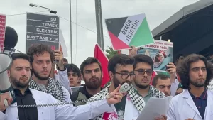 İSTANBUL (AA) – İstanbul Üniversitesi Cerrahpaşa (İÜC) Tıp Fakültesi öğrencileri,