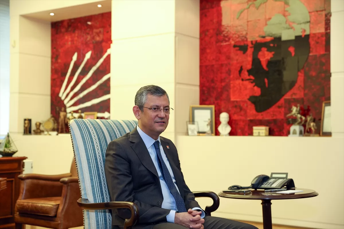 CHP Genel Başkanı Özel, Türk Tabipleri Birliği heyetini kabul etti