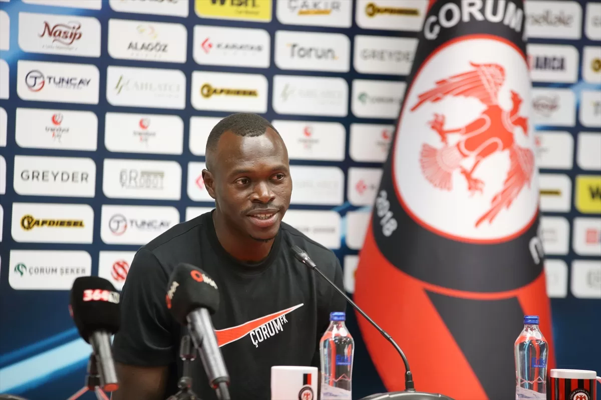 Çorum FK'nin yeni teknik direktörü Özbalta, pes etmeyen bir takım kurmak istiyor