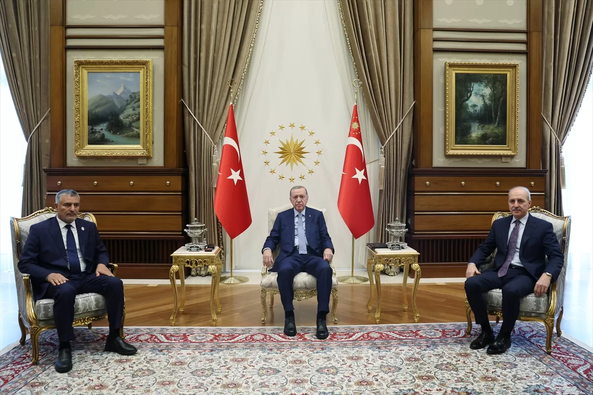 Cumhurbaşkanı Erdoğan, Libya Devlet Yüksek Konseyi Başkanı Tekale'yi kabul etti