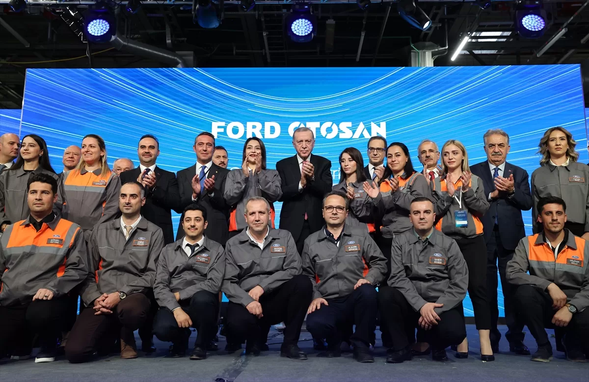 Cumhurbaşkanı Erdoğan Ford Otosan Yeniköy Fabrikası'nın açılış töreninde konuştu: (1)