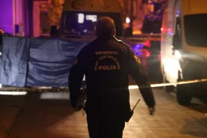 DENİZLİ (AA) – Denizli'nin Pamukkale ilçesinde evinde çıkan kavgada bıçaklanan