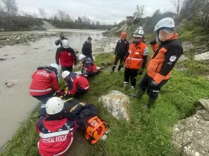 DÜZCE (AA) – Düzce'de sel tatbikatı gerçekleştirildi. UMKE ve AFAD