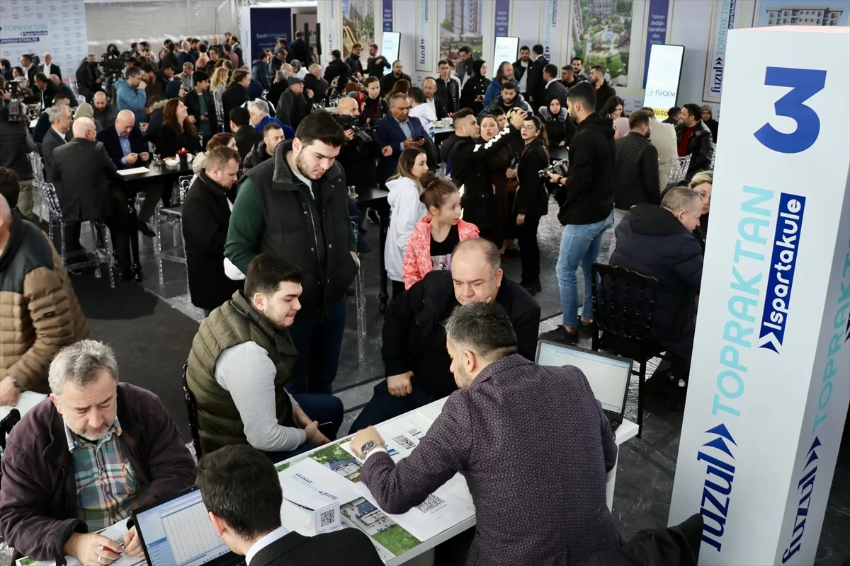 Fuzul Topraktan “Aşamalı Konut Sahibi Olma Sistemi” ile önce arsa sonra ev sahibi yapıyor