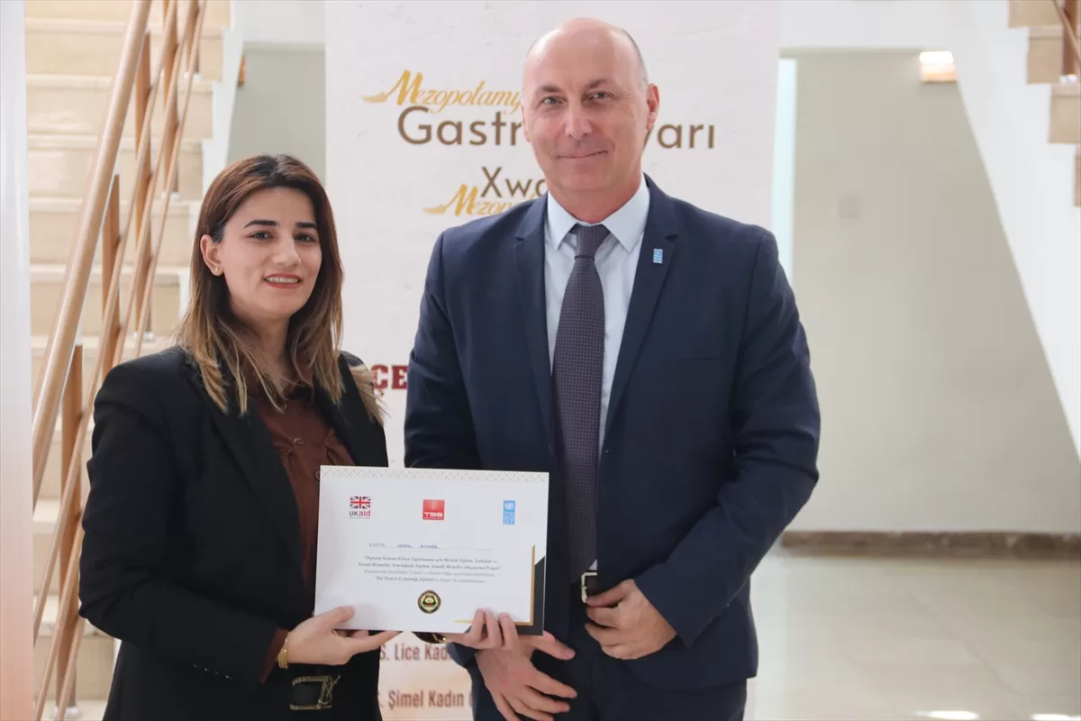 Gastro İnovasyon Merkezi ve Sanayi Mektebi kursiyerleri sertifika aldı