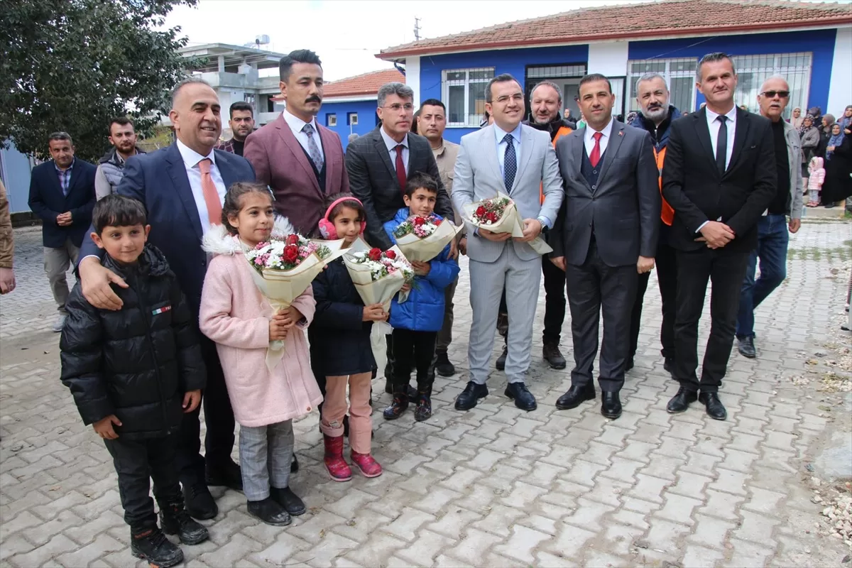 Hatay'da bağışçıların desteğiyle yaptırılan prefabrik okul hizmete girdi