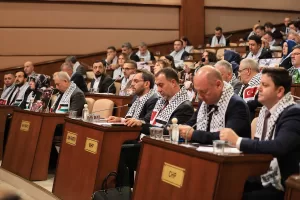 İSTANBUL (AA) – İstanbul Büyükşehir Belediye (İBB) Meclisi'nde, AK Parti'li