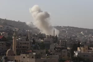 RAMALLAH (AA) – İsrail güçleri işgal altındaki Batı Şeria'da yer