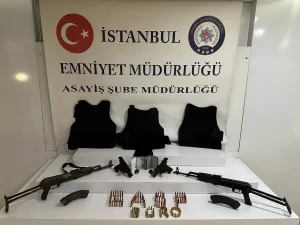 İSTANBUL (AA) – İstanbul'da gasbettikleri otomobilleri, plakalarını değiştirerek çeşitli suçlarda