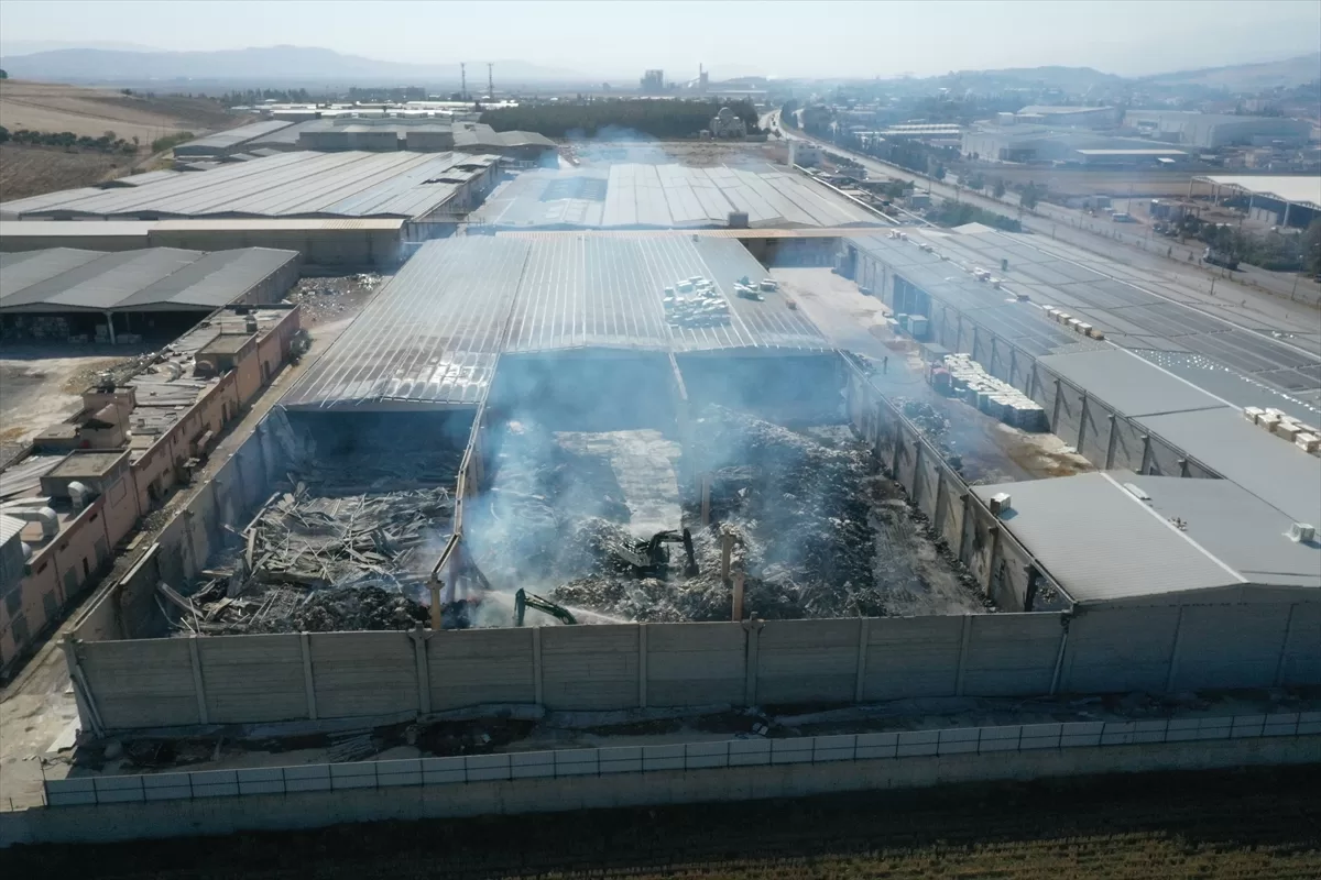 Kahramanmaraş'ta tekstil fabrikasının deposunda çıkan yangın kontrol altına alındı