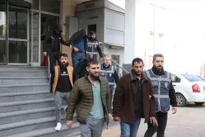 KAYSERİ (AA) – Kayseri'de polisin düzenlediği operasyonda 12 firari hükümlü