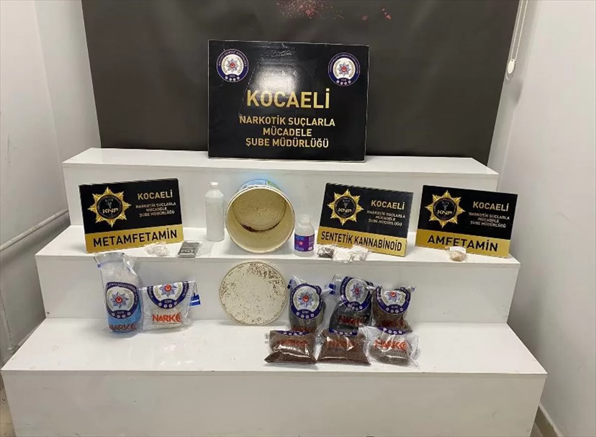 Kocaeli'de uyuşturucu operasyonlarında yakalanan 4 şüpheli tutuklandı