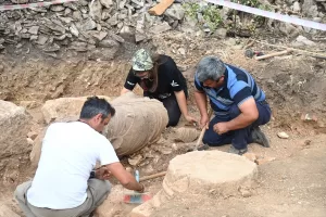 MERSİN (AA) – Mersin'de, Anemurium Antik Kenti'nde devam eden kazı