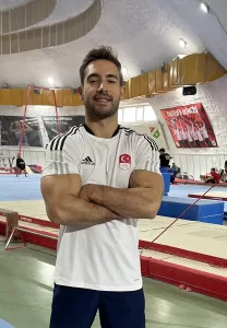 BOLU (AA) – MEHMET EMİN GÜRBÜZ -​​​​​​​ Türkiye'ye cimnastikte ilk