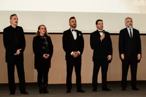 - Özel gösterimi Milli Savunma Bakanlığında yapılan dizi, Türk Hava