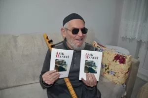 MUŞ (AA) – Muş'ta yaşayan görme engelli Hanefi Ünver, bestelediği