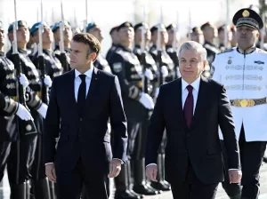 TAŞKENT (AA) – Özbekistan Cumhurbaşkanı Şevket Mirziyoyev ve Fransa Cumhurbaşkanı