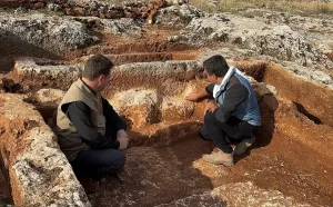 ADIYAMAN (AA) – Adıyaman'daki Perre Antik Kenti'nde devam eden kazı