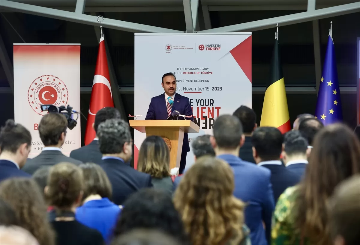 Sanayi ve Teknoloji Bakanı Kacır'dan Brüksel'de Türkiye'ye yatırım çağrısı: