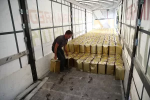 BİNGÖL (AA) – Tarım Kredi Kooperatifi marketlerinde, Bingöl balının satışı