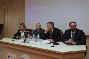 TRABZON (AA) – Trabzon'da, "KKTC'nin Dünü ve Bugünü" konulu konferans