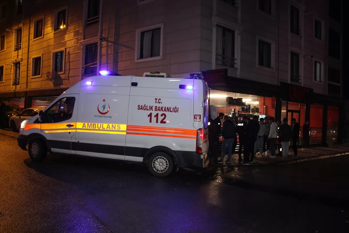 Uşak'ta çıkan bıçaklı kavgada 3 kişi yaralandı