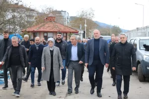 YALOVA (AA) – Yalova'da dün şiddetli yağış ve fırtınadan etkilenen