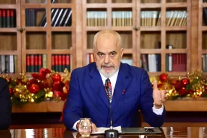 - "Bu, Anayasa Mahkemesinin hakkı. Anayasa Mahkemesinin, uluslararası bir anlaşmayı