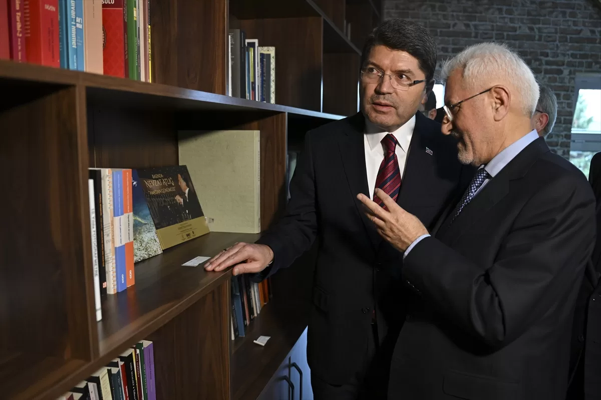 Bakan Tunç, Şehit Cumhuriyet Savcısı Mehmet Selim Kiraz Kütüphanesi'nin açılışını yaptı: