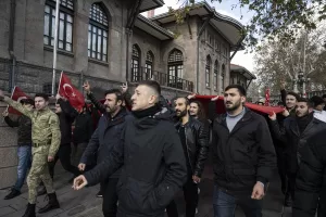 ANKARA (AA) – Ankara'da bir grup terör örgütü PKK'yı protesto