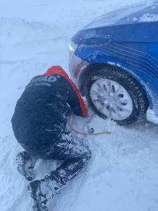 BAYBURT (AA) – Bayburt-Erzurum kara yolu, kar ve tipi nedeniyle