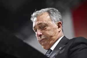 İSTANBUL (AA) – Beşiktaş Kulübü Başkanı Ahmet Nur Çebi, görev