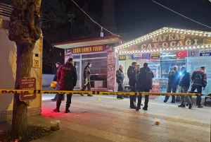 - Saldırının ardından sosyal medya hesabından canlı yayın yapan zanlı