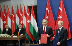 - "(Cumhurbaşkanı Erdoğan'a ithafen) Önümüzdeki yüzyıl için çok büyük bir