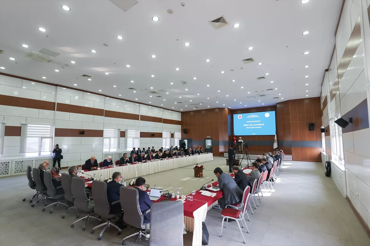 Diyanet İşleri Başkanı Erbaş, “Akademi İstişare Kurulu Toplantısı”nda konuştu: