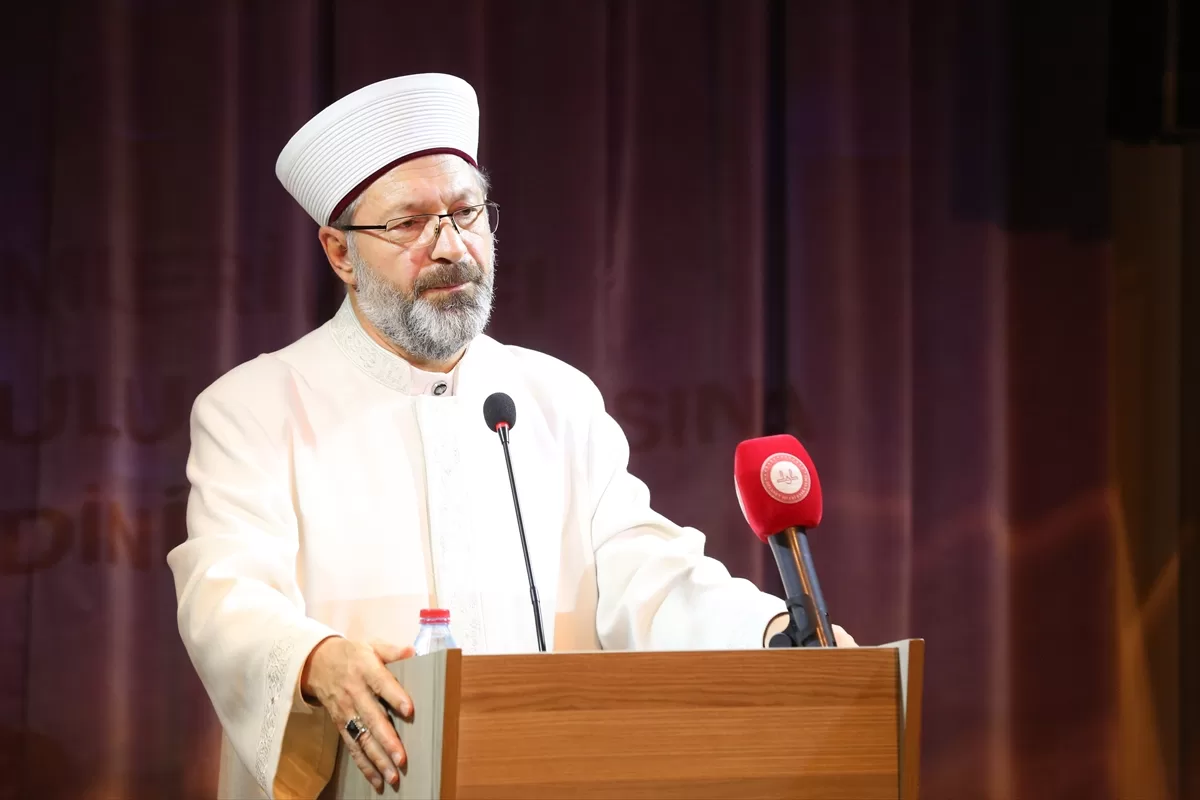 Diyanet İşleri Başkanı Erbaş, “UMAD Yüksek İstişare Kurulu Toplantısı”nda konuştu: