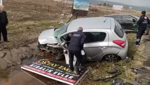 EDİRNE (AA) – Edirne'nin Keşan ilçesinde iki otomobilin çarpıştığı kazada