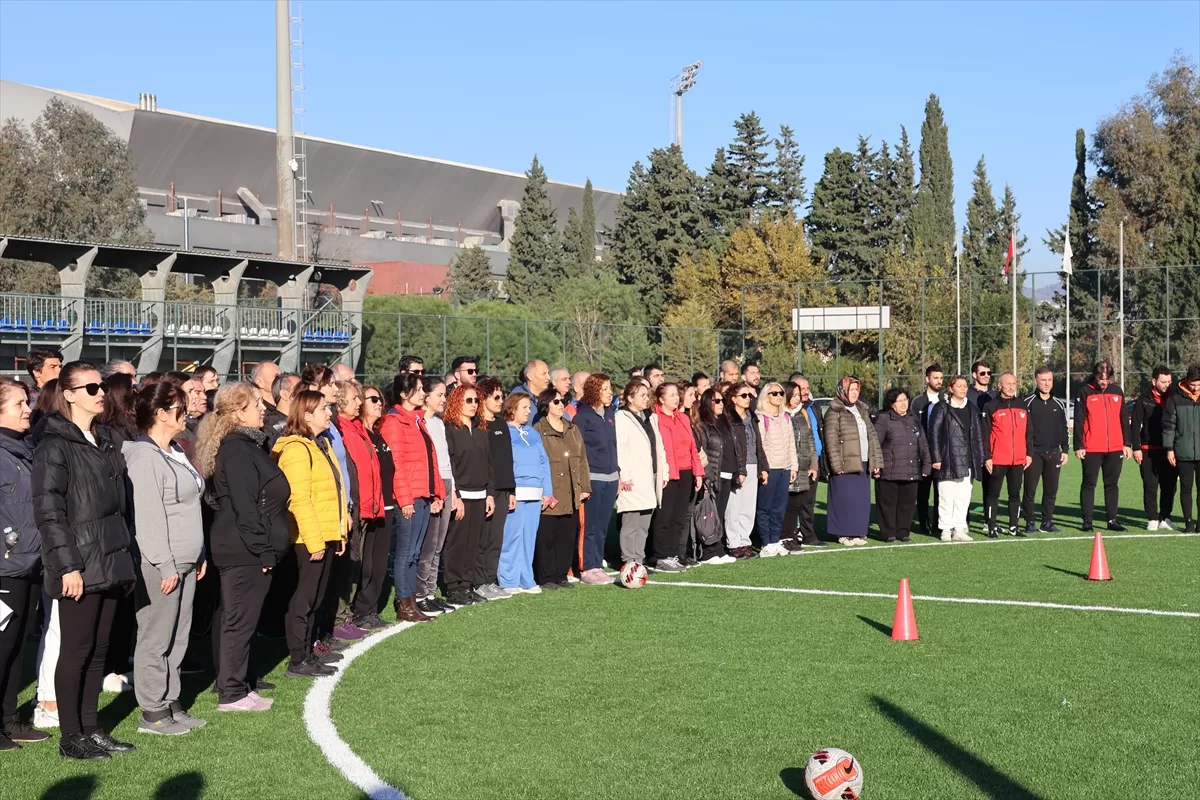 “Futbol Gelişim Projesi”nin İzmir etabı başladı