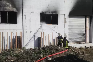 HATAY (AA) – Hatay'ın merkez Antakya ilçesinde mobilya fabrikasında çıkan