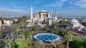 İSTANBUL (AA) – İstanbul'da, 10 Aralık Dünya İnsan Hakları Günü'nde