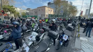 İSTANBUL (AA) – İstanbul'da motosikletli bir grup, Somali Cumhurbaşkanı'nın oğlunun