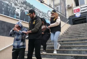 İSTANBUL (AA) – Sosyal medyada müstehcen içerikli paylaşımlar yaptığı iddia