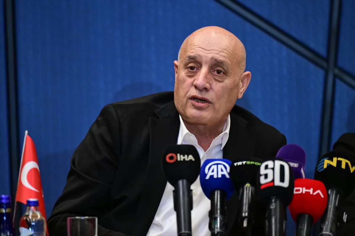 İstanbulspor Başkanı Sarıalioğlu, Trabzonspor maçında sahadan çekilmelerini değerlendirdi: