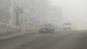 DÜZCE/KARABÜK (AA) – Anadolu Otoyolu'nun Düzce geçişiyle Karabük kent merkezinde