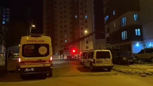 KAYSERİ (AA) – Kayseri'nin merkez Melikgazi ilçesinde kendisini eve kilitleyip